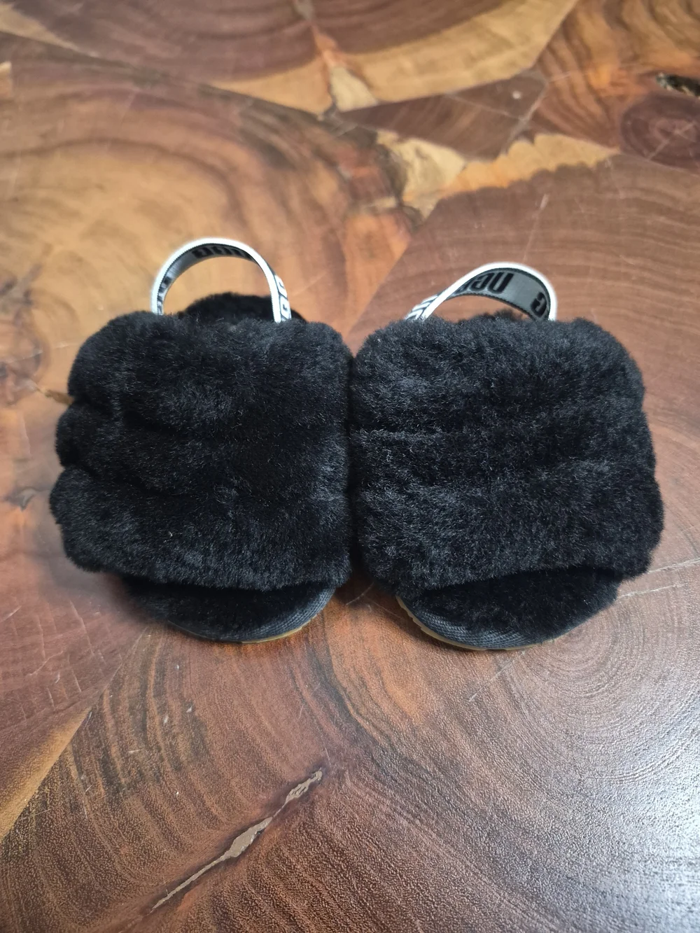 UGG Infant Fluff Yeah Slide Sandals Black - 2/3 S 9-12mo